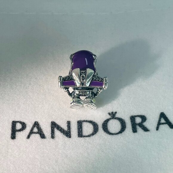 Pandora Disney Pixar Buzz Lightyear Charm - Picture 2 of 5